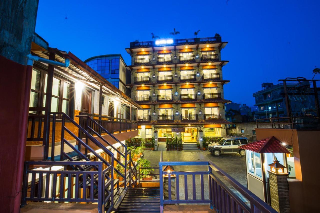 Hotel Kausi Pokhara Exterior foto